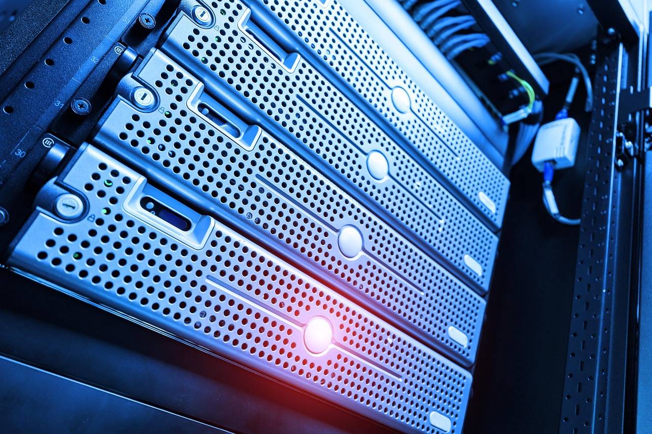 Servicio de Web Hosting en El Salvador con soporte técnico vía WhatsApp